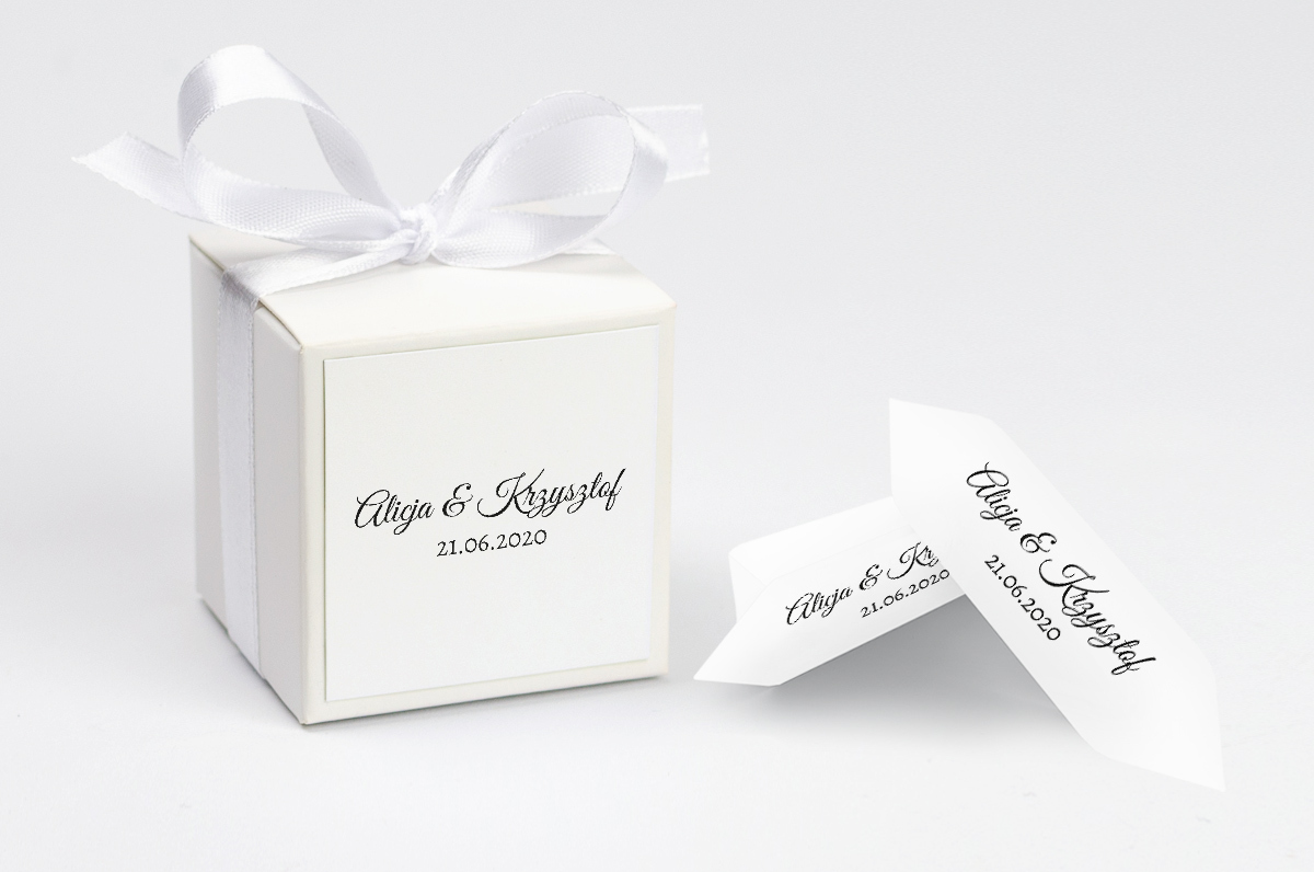 Pudełeczko z personalizacją z dwiema krówkami białe