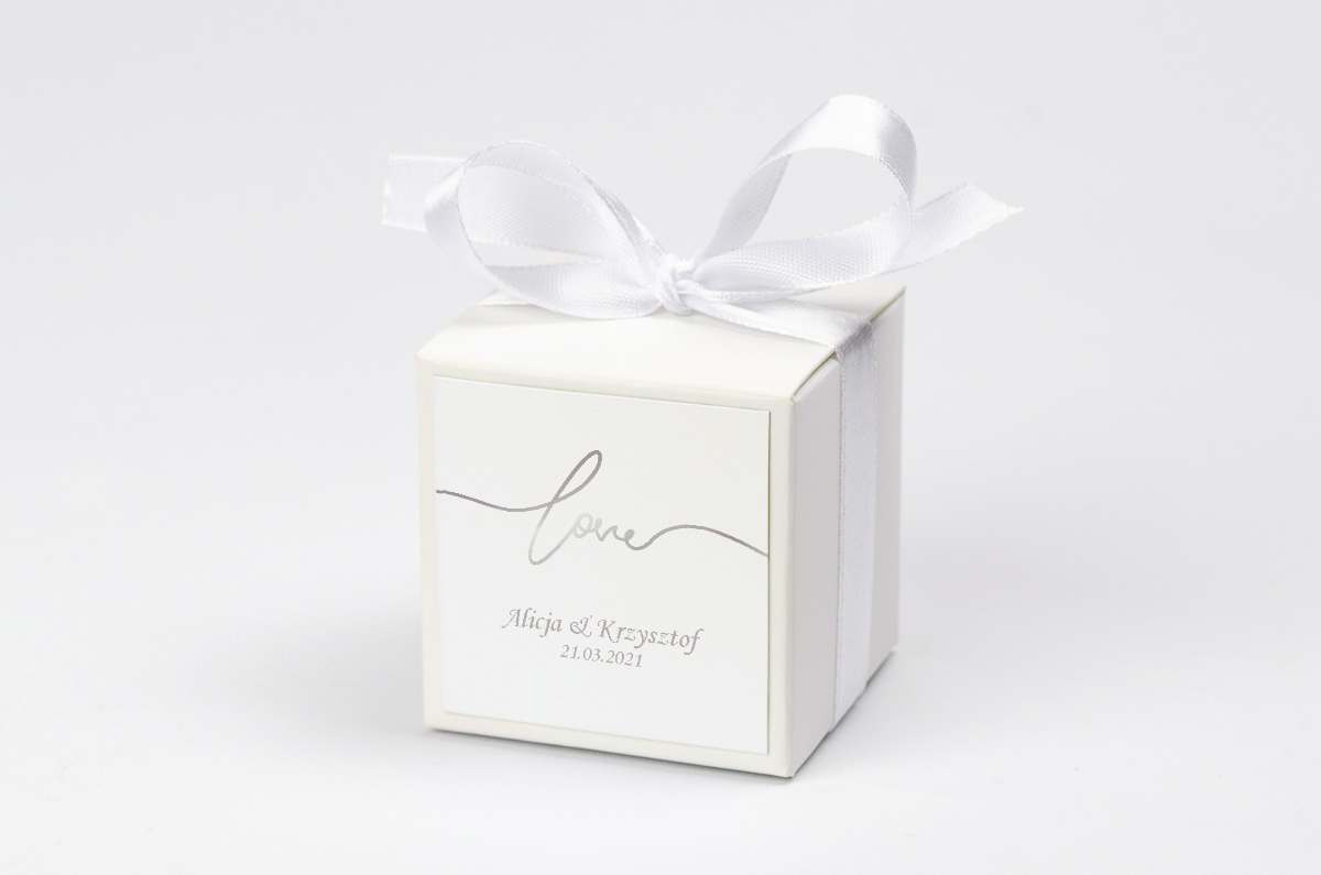personalizowane pudełeczko na krówki love